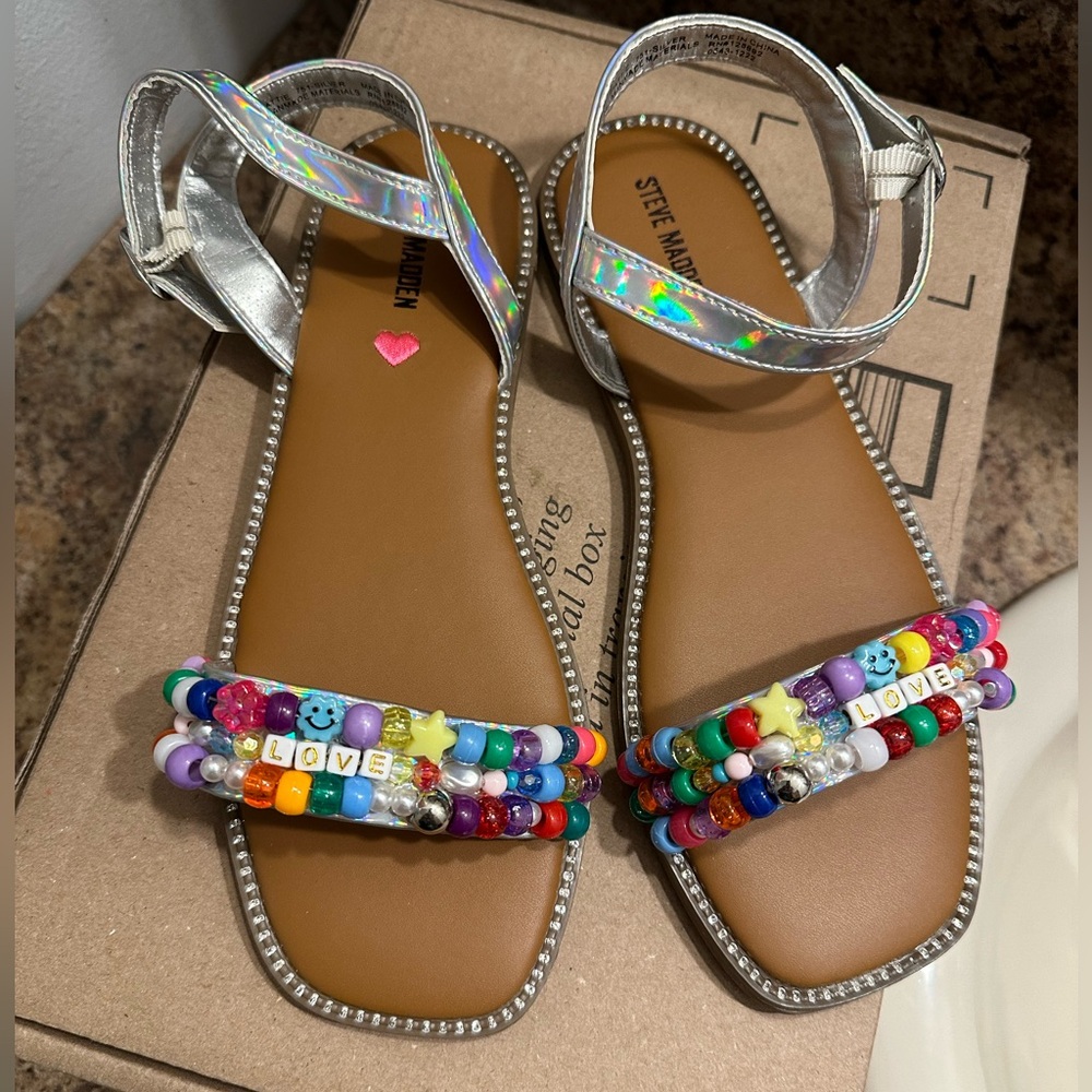 Colorful Beaded Sandals - Picture 2 of 4